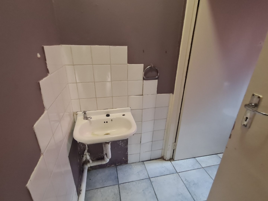 To Let Commercial Property for Rent in Bethlehem Free State